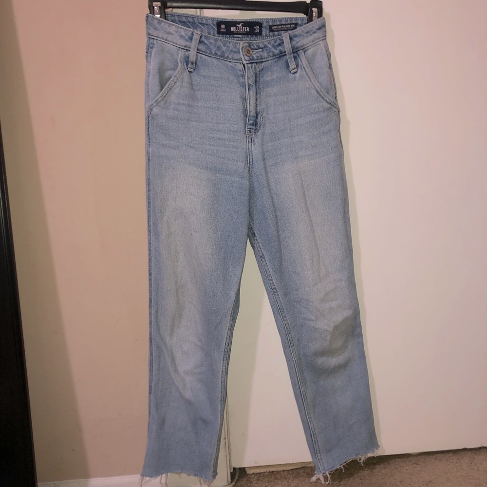 Hollister ultra high rise mom jeans